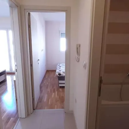 Mikeli * Podgorica