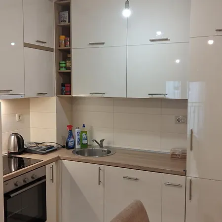 Mikeli Appartement *